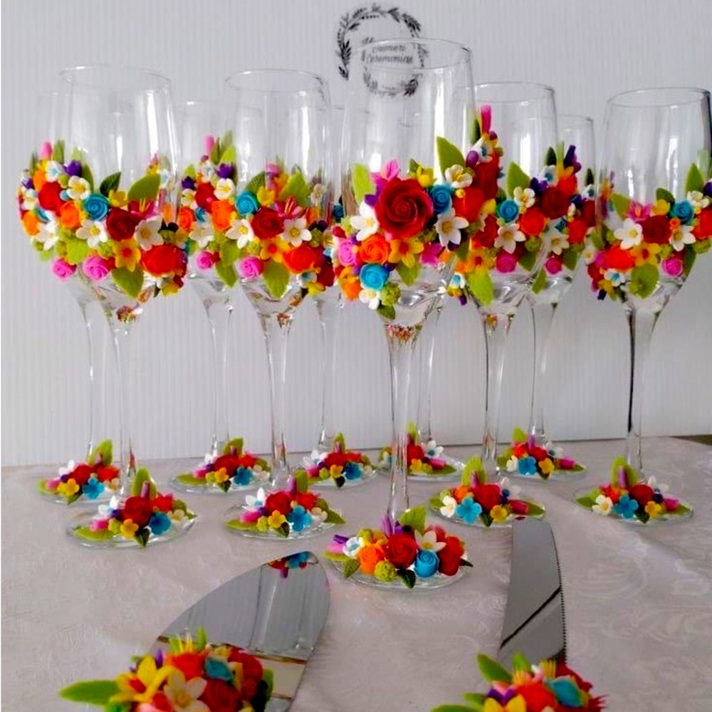 Clays letters on mugs glasses, wine bottles, pics frames